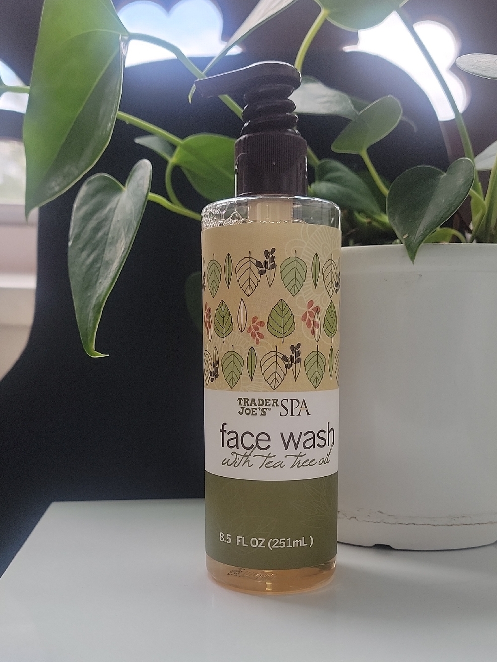 Trader Joe's Spa Cleanser Face Wash w/Tea Tree Oil New